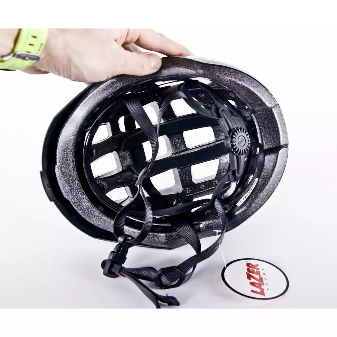 LAZER Compact kask rowerowy czarny połysk