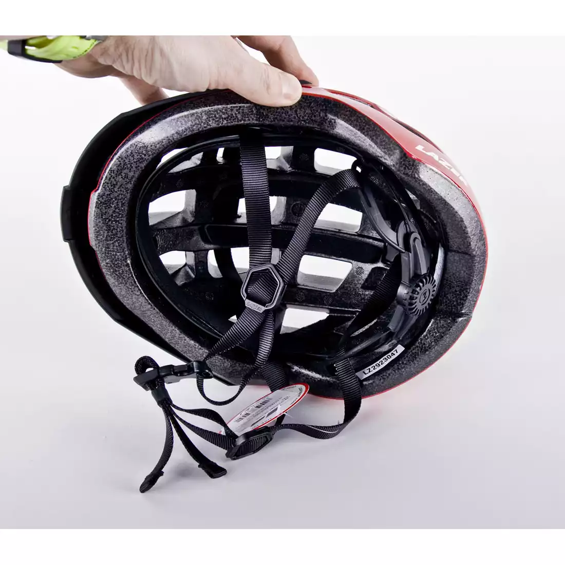LAZER Compact kask rowerowy czerwony połysk