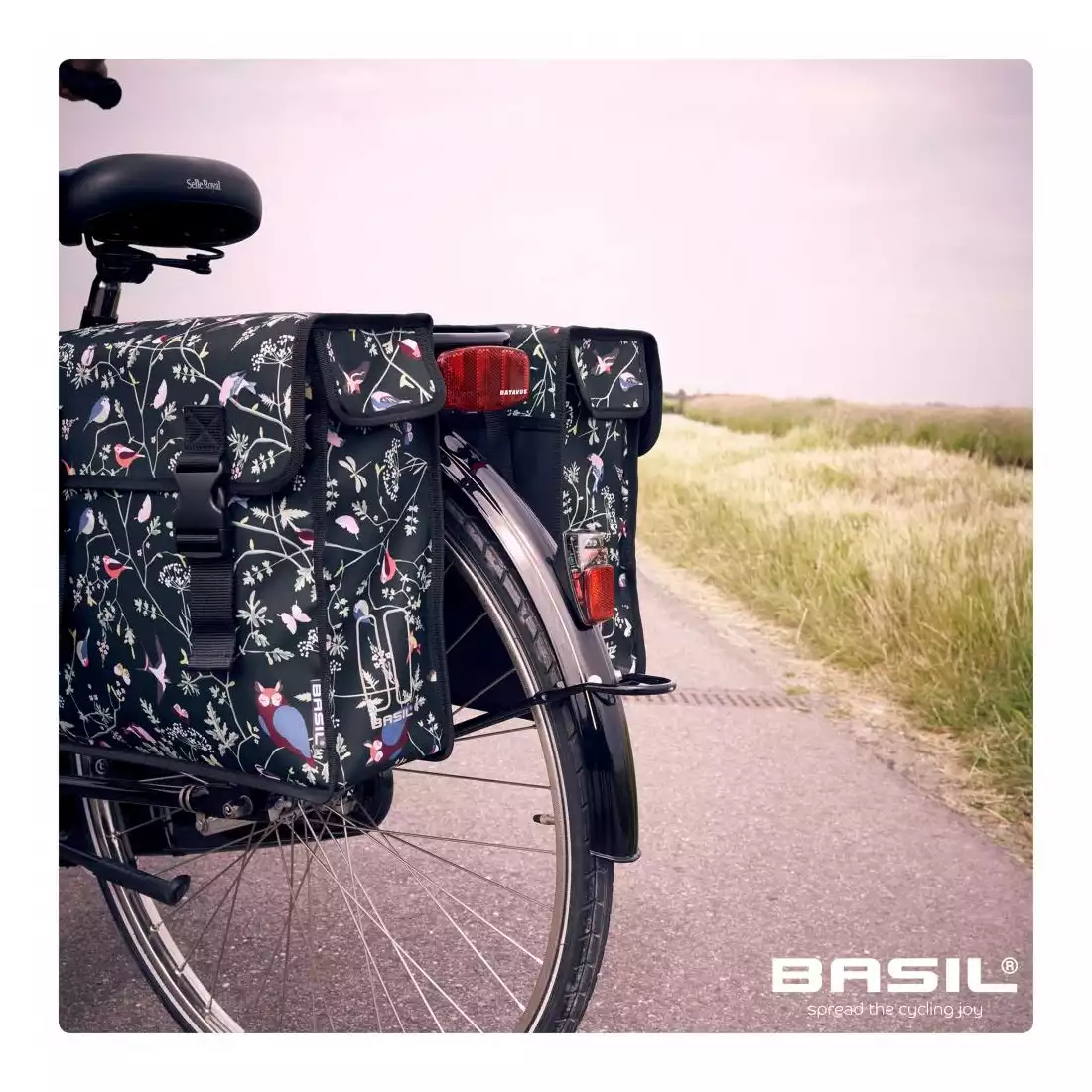 Sakwa rowerowa podwójna BASIL WANDERLUST DOUBLE BAG 35L, mocowanie na paski, wodoodporna, czarna BAS-17642