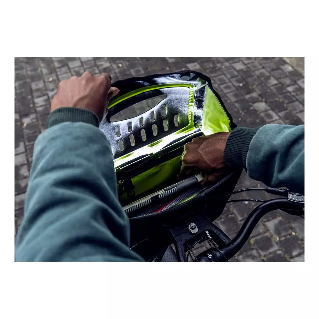 ORTLIEB torba na kierownicę rowerową E-GLOW 7L petrol O-F8231