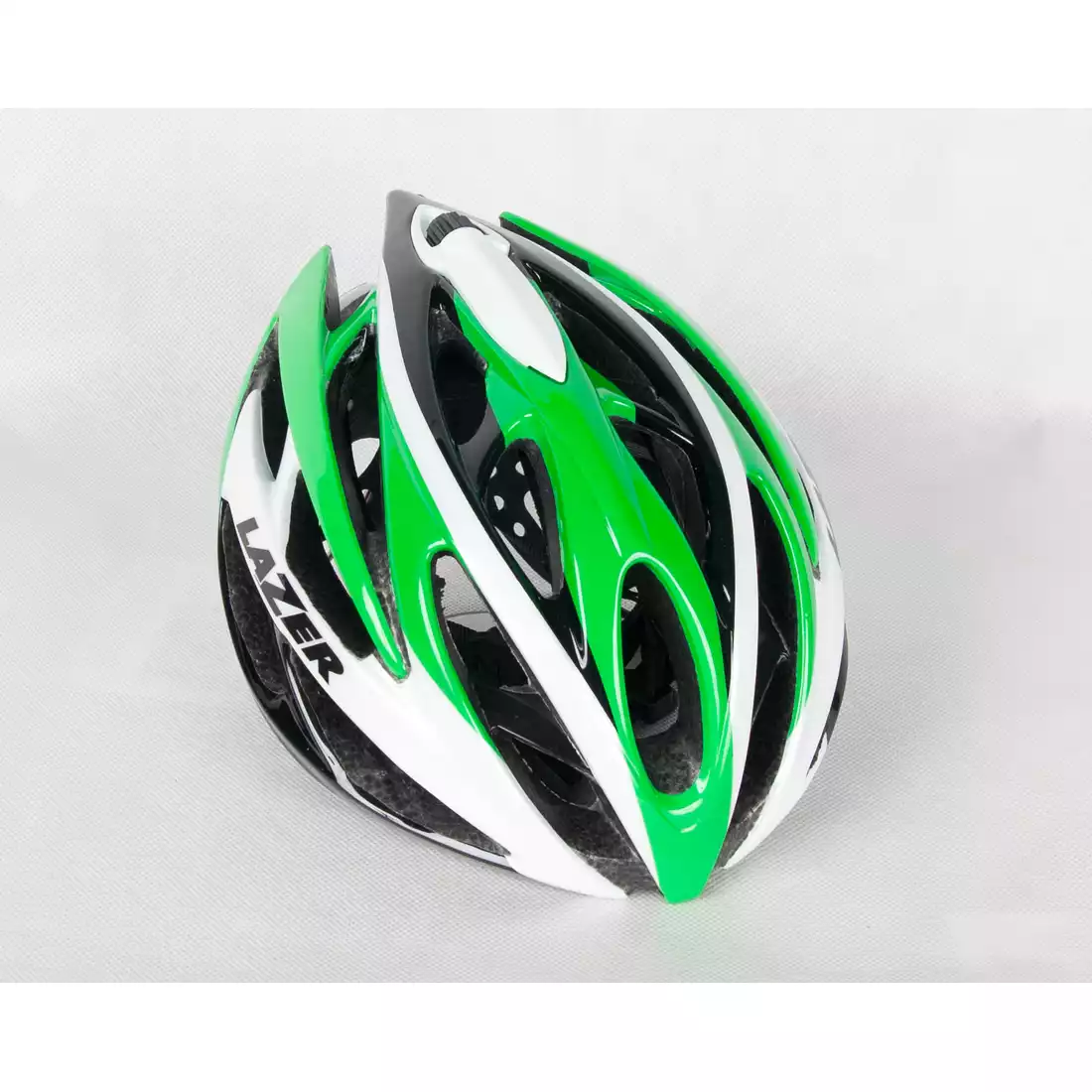 LAZER O2 szosowy kask rowerowy zielono-biały