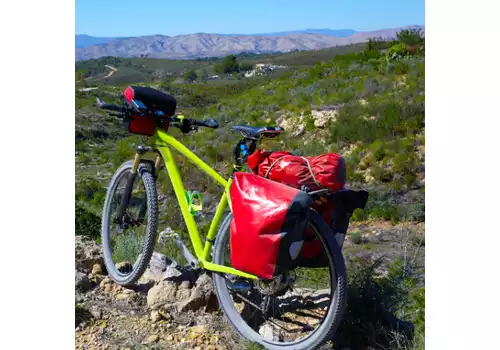 Plecak rowerowy czy sakwy rowerowe na krótkie wycieczki rowerowe ?